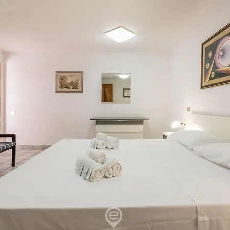 Dessi - Exclusive Retreat At Casa de Férias *
